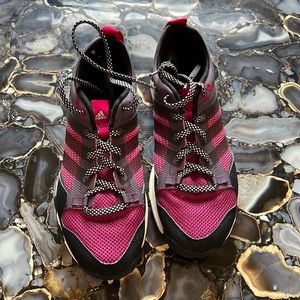 8.5 pink adidas running shoes